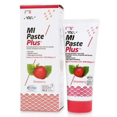 GC MI Paste PLUS Jahoda 35 ml