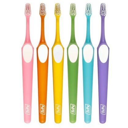 TePe Supreme Compact SOFT zubni kartacek pro deti