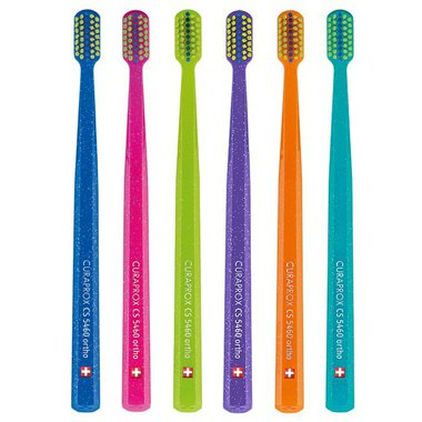 CURAPROX CS 5460 ORTHO zubní kartáček v celofánu